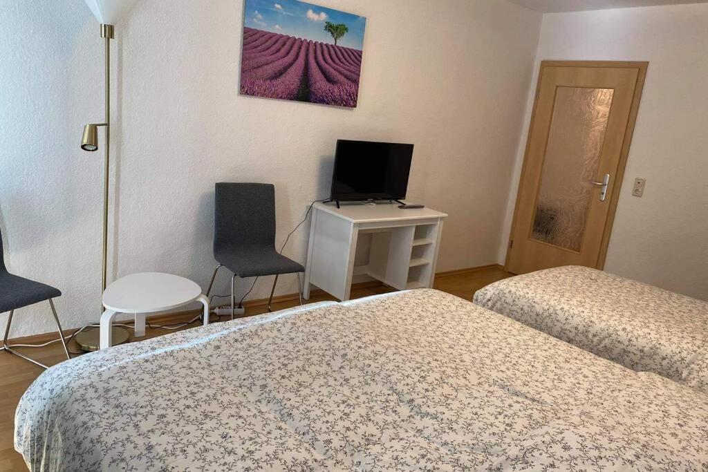 Beste Lage In Rostock: 2-Zimmerwohnung Mit Balkon Im 1.Og Exterior photo